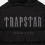 Czarna Ocieplana Kurtka Z Kapturem Trapstar Decoded (1)